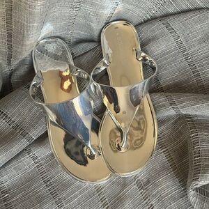 BCBG MxAzria Sandal "Sabba" Metalic Silver size 5 US.